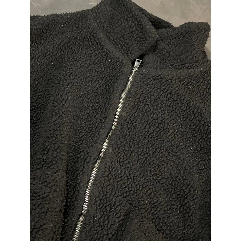 Zara embrace winter
